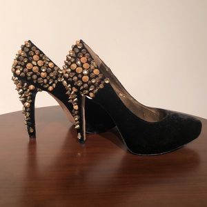 Sam Edelman black suede pumps with gold studs